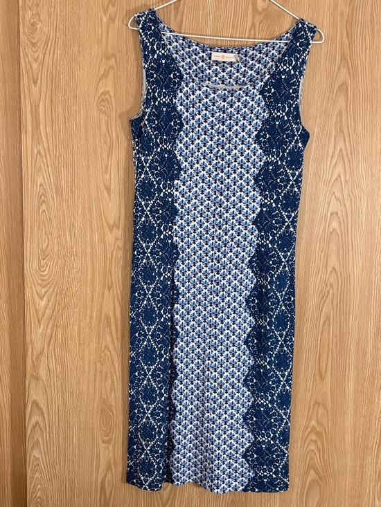 Tory Burch Dresses & Skirts - Tory Burch Navy and White Printed Sleeveless Midi Dress